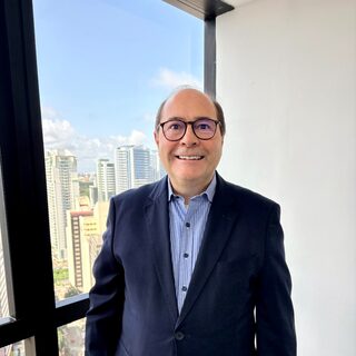 José Guimarães